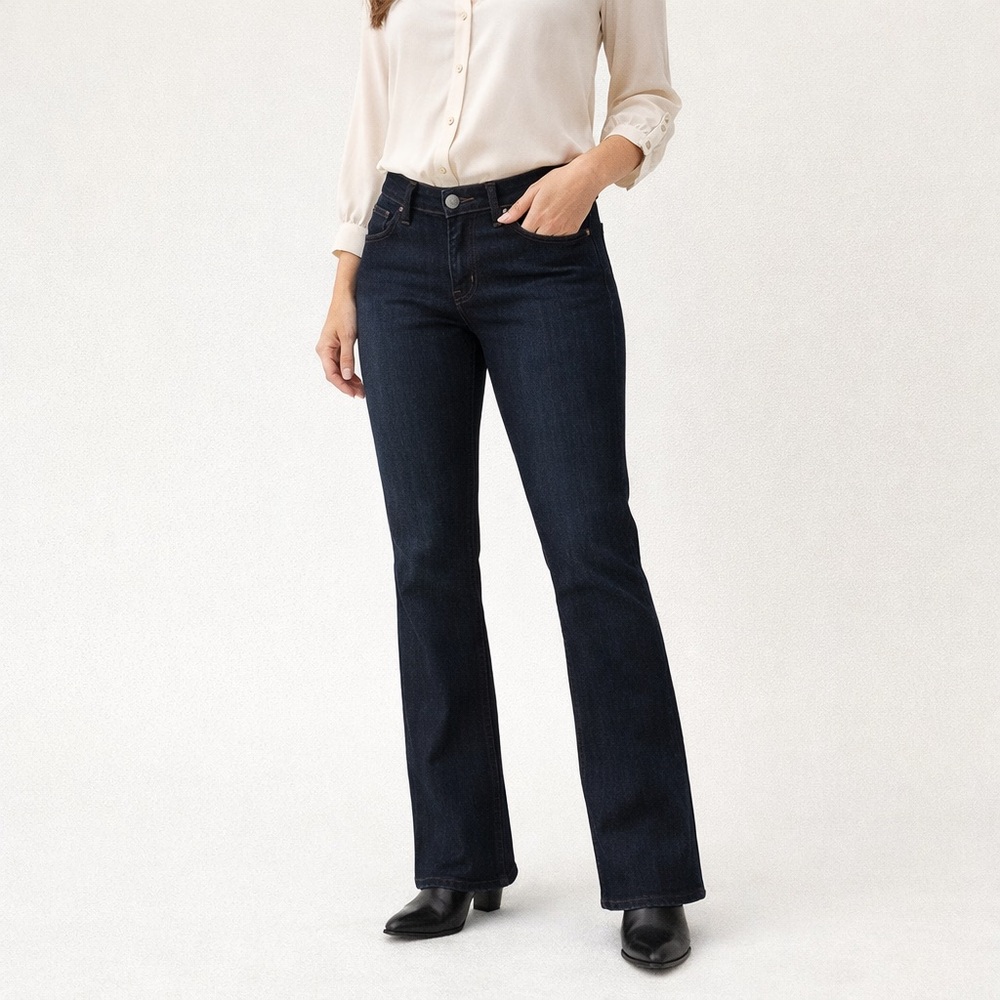 7 For All Mankind 28 Kimmie Bootcut Indigo Blue Women's Jeans U0156583S